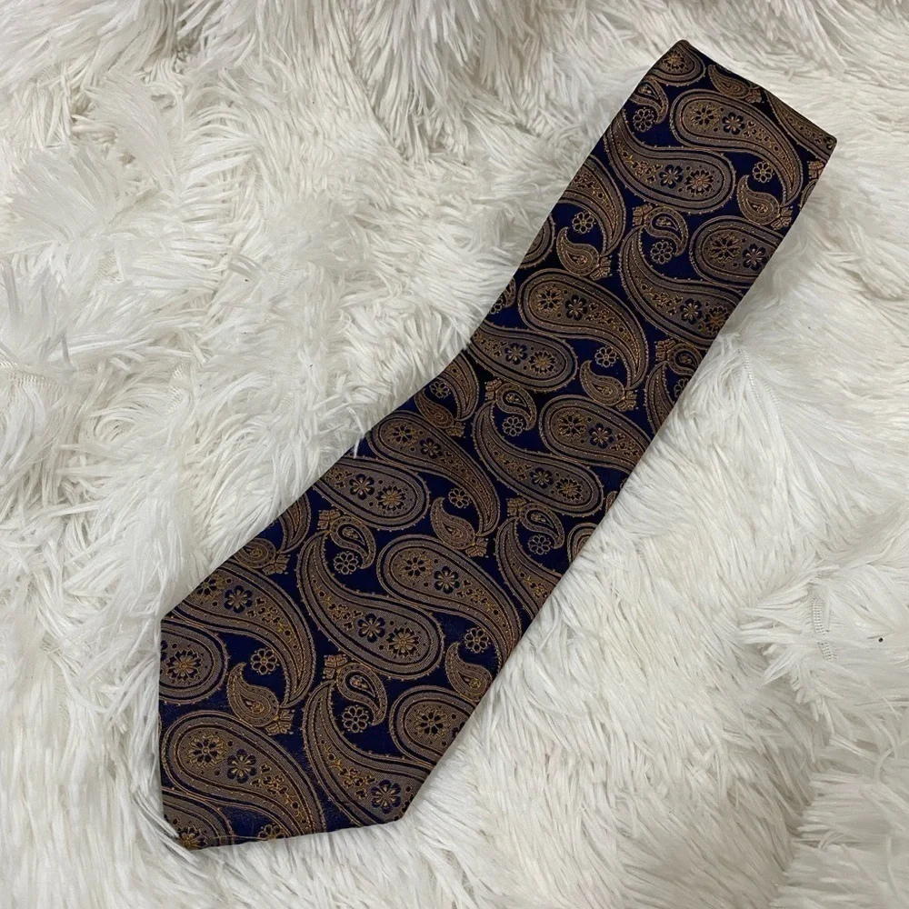 Merona Blue and Gold paisley tie 100% silk